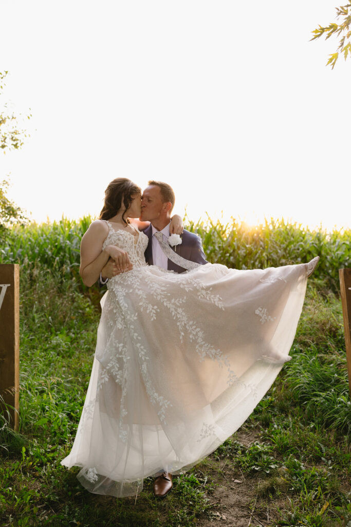 The Veranda by Meadow Barn Wedding Venue Sioux Falls, Sioux Falls Wedding Photographer