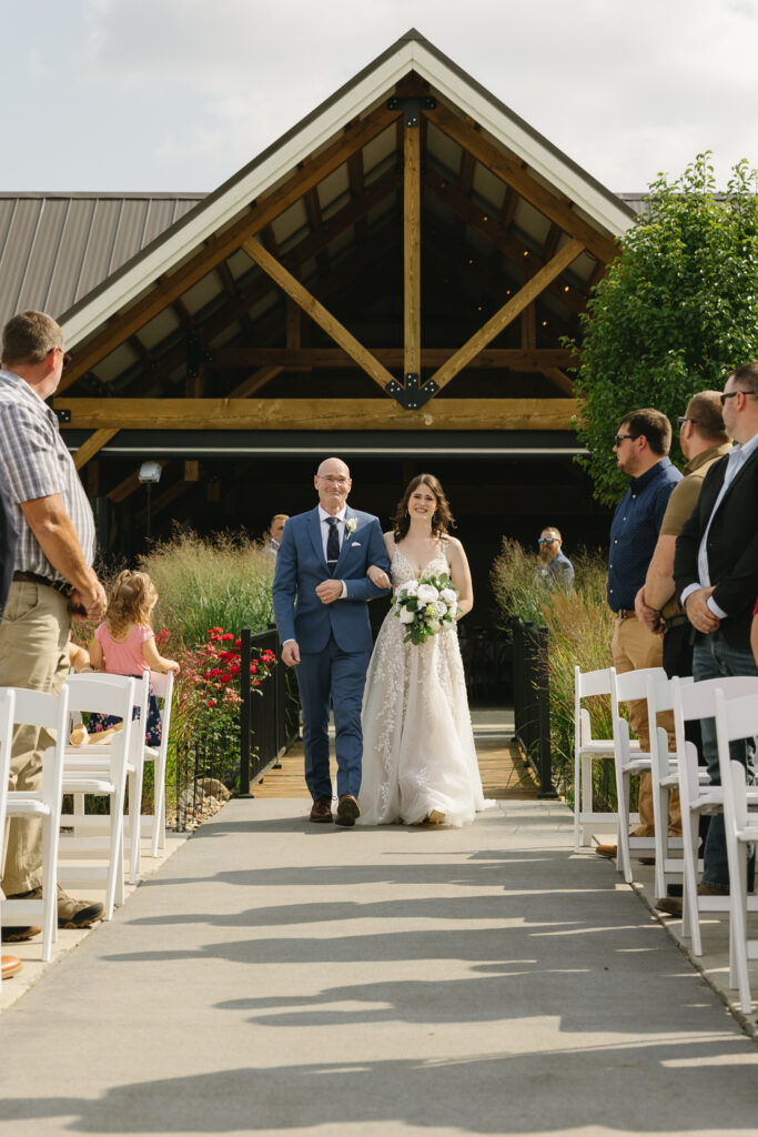 The Veranda by Meadow Barn Wedding Venue Sioux Falls, Sioux Falls Wedding Photographer