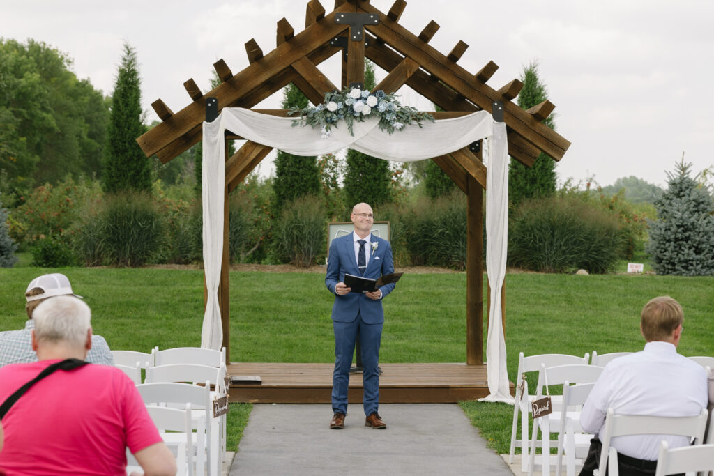 The Veranda by Meadow Barn Wedding Venue Sioux Falls, Sioux Falls Wedding Photographer