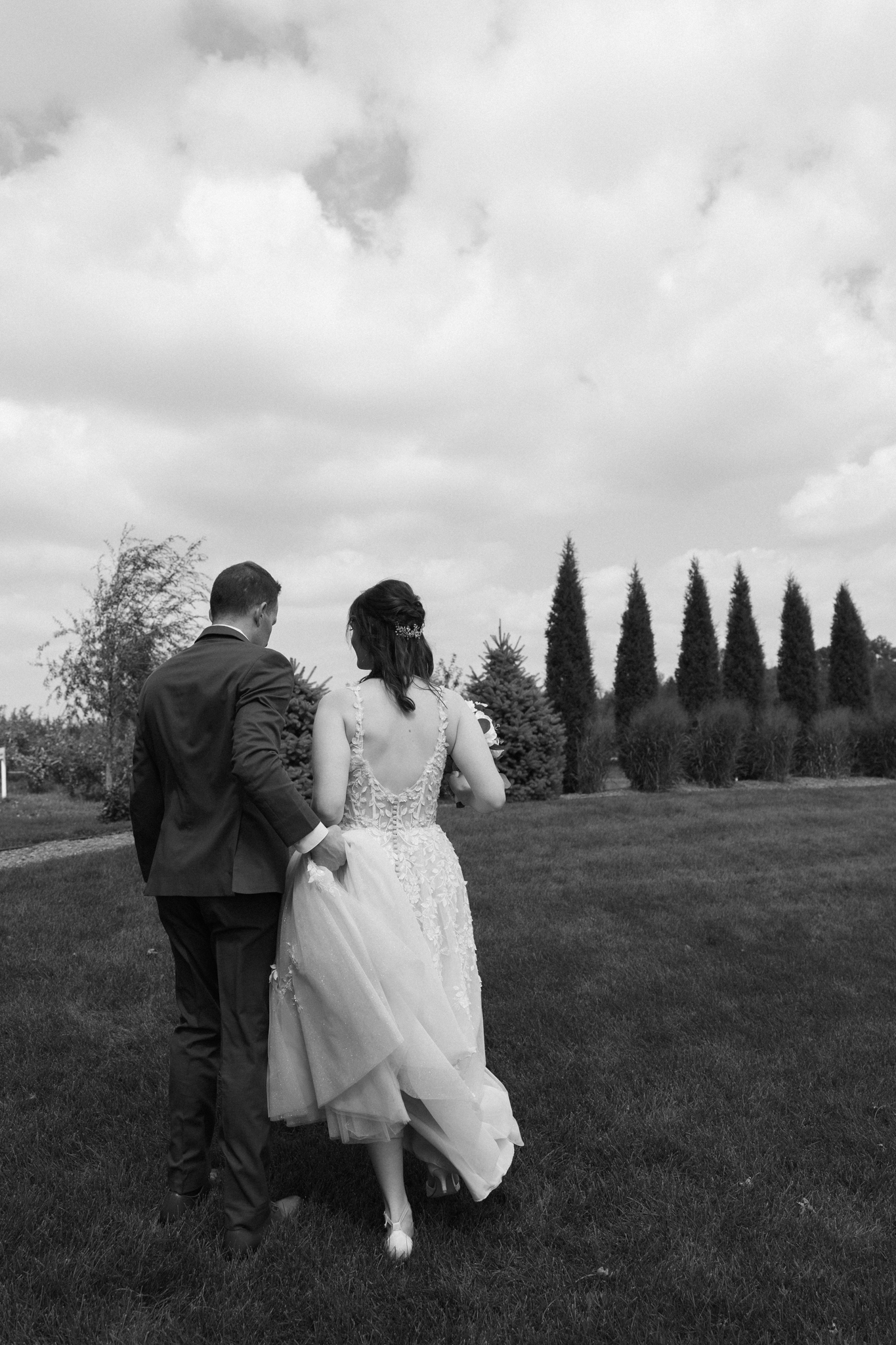 The Veranda by Meadow Barn Wedding Venue Sioux Falls, Sioux Falls Wedding Photographer