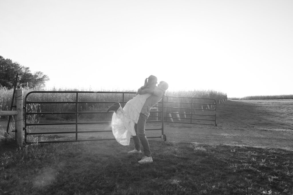 Good Earth State Park Engagement Photoshoot